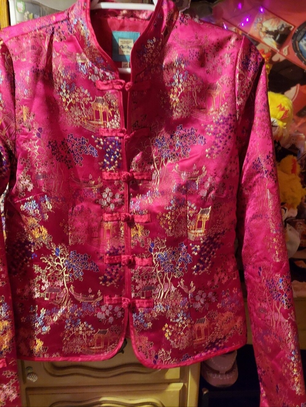 Fuchsia Asian inspired mandarin collar long sleeve top